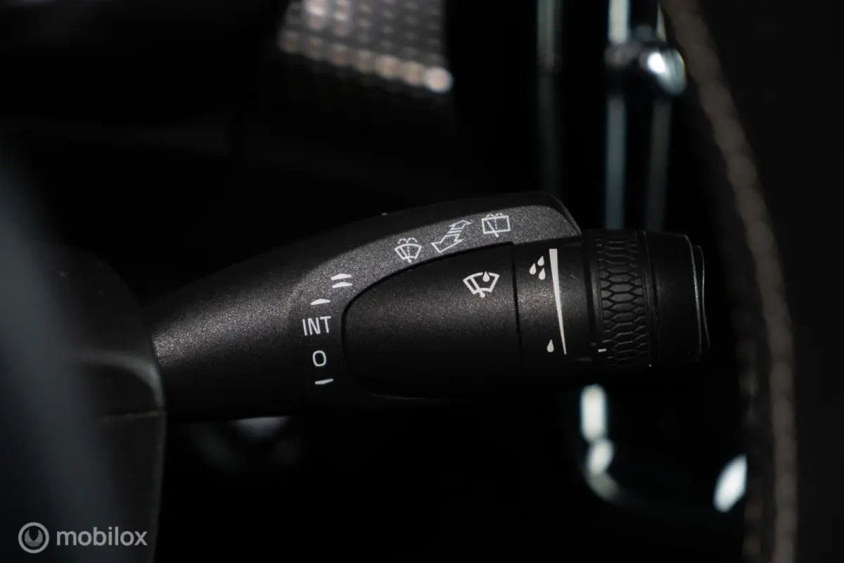1.5 T3 R-Design PANO|LEDER|LED|CAMERA|CARPLAY|