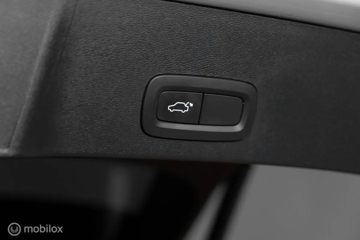 1.5 T3 R-Design PANO|LEDER|LED|CAMERA|CARPLAY|