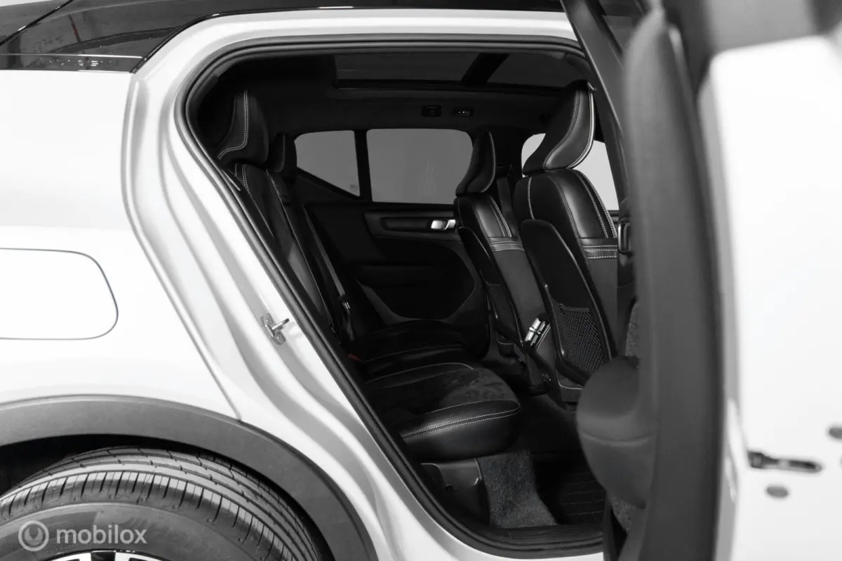 1.5 T3 R-Design PANO|LEDER|LED|CAMERA|CARPLAY|