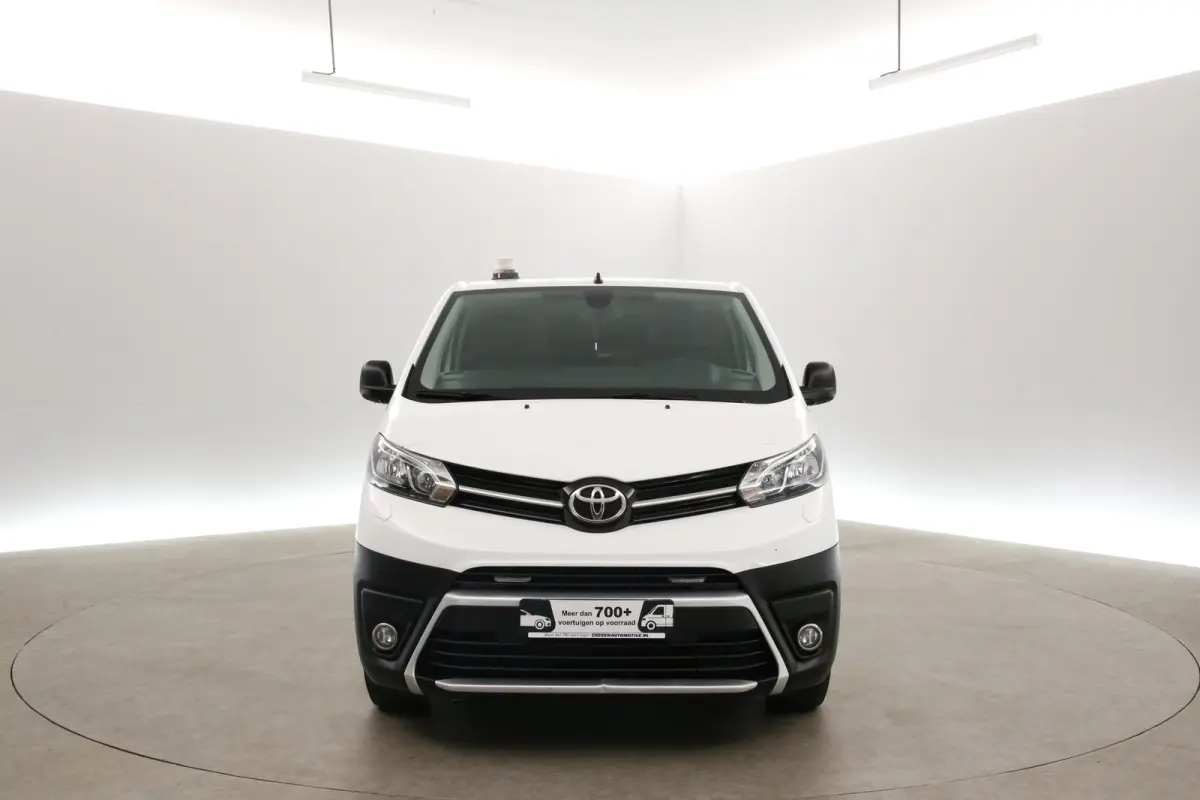 2.0D L3H1 | Automaat | Airco | Cruise | Camera | 3 Zits | Carplay | Parkeersens.