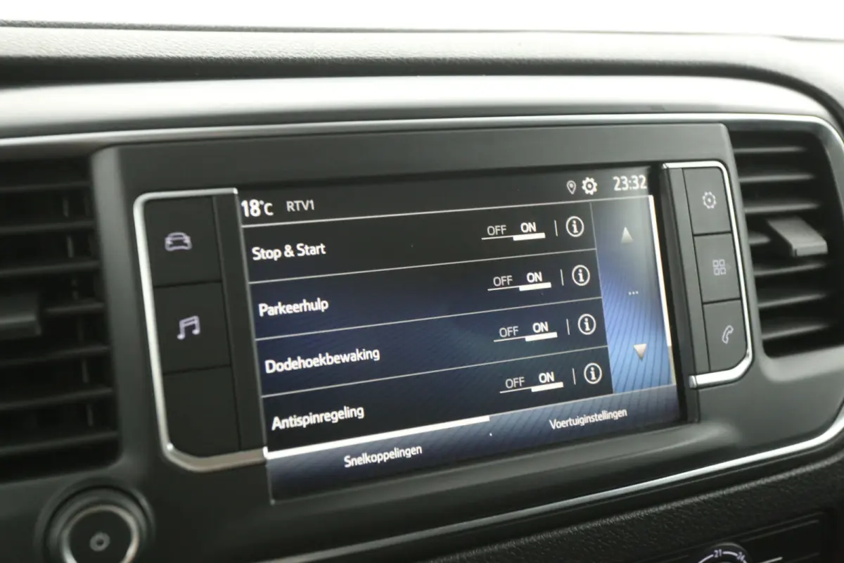 2.0D L3H1 | Automaat | Airco | Cruise | Camera | 3 Zits | Carplay | Parkeersens.