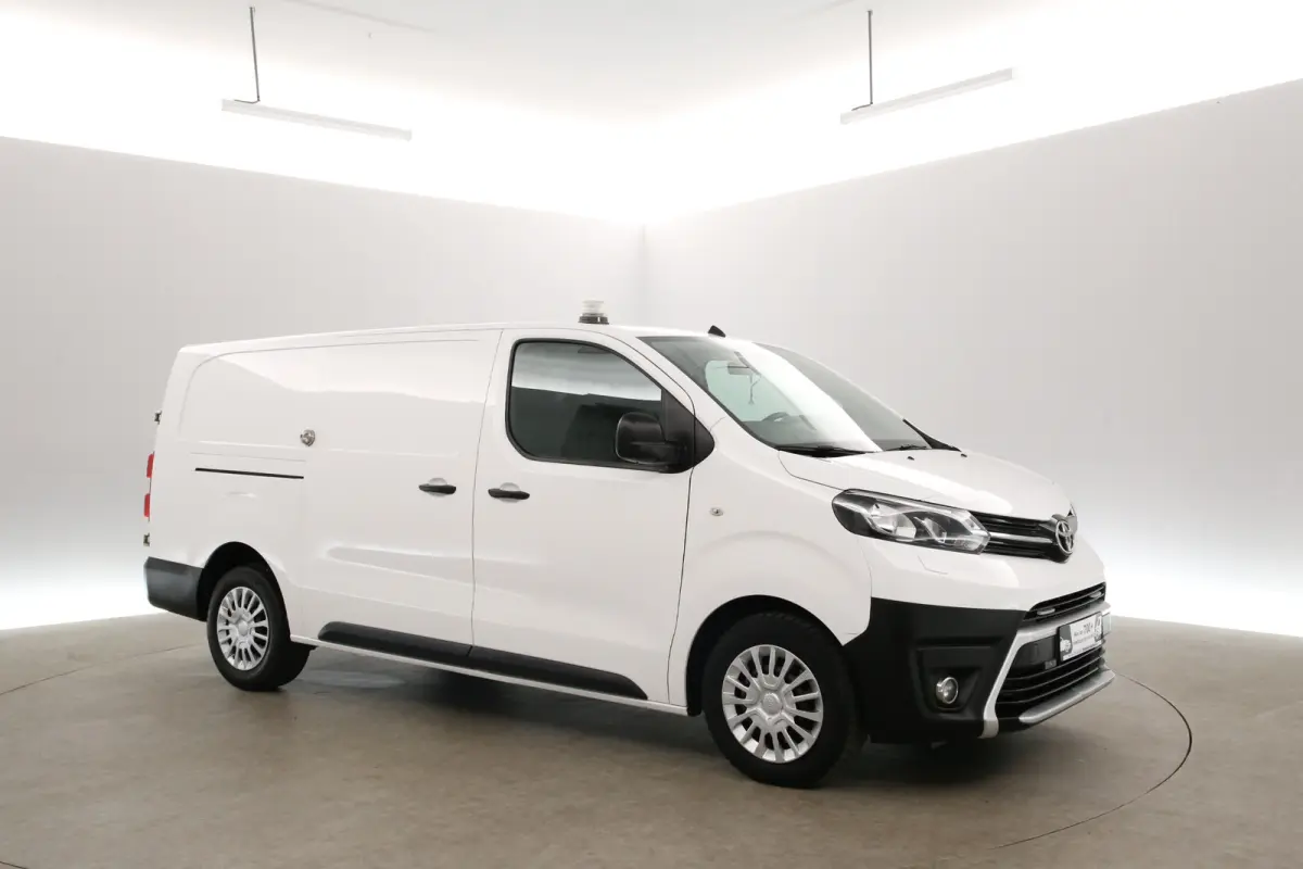 2.0D L3H1 | Automaat | Airco | Cruise | Camera | 3 Zits | Carplay | Parkeersens.
