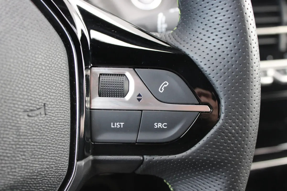 1.2 Hybrid 145 GT | Automaat | Navigatie | Camera voor + achter | 18 Inch | Apple carplay | NL auto |