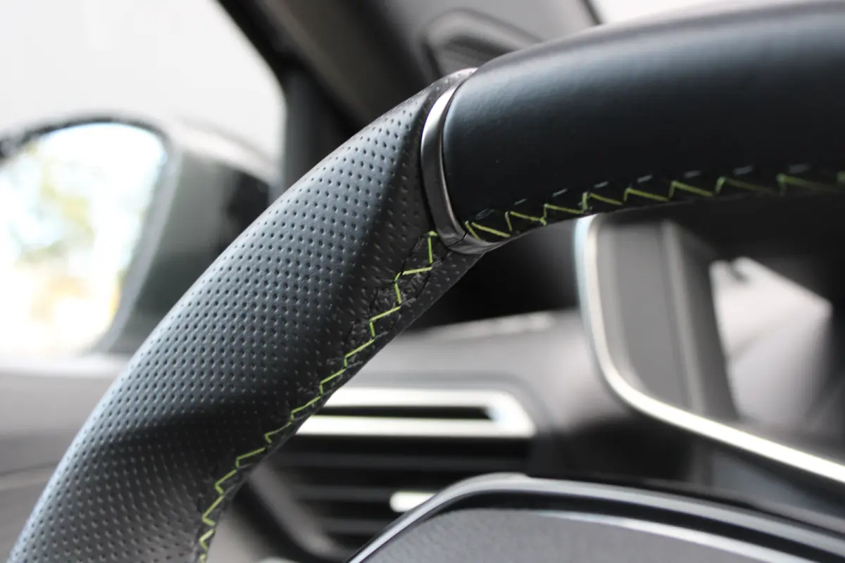 1.2 Hybrid 145 GT | Automaat | Navigatie | Camera voor + achter | 18 Inch | Apple carplay | NL auto |