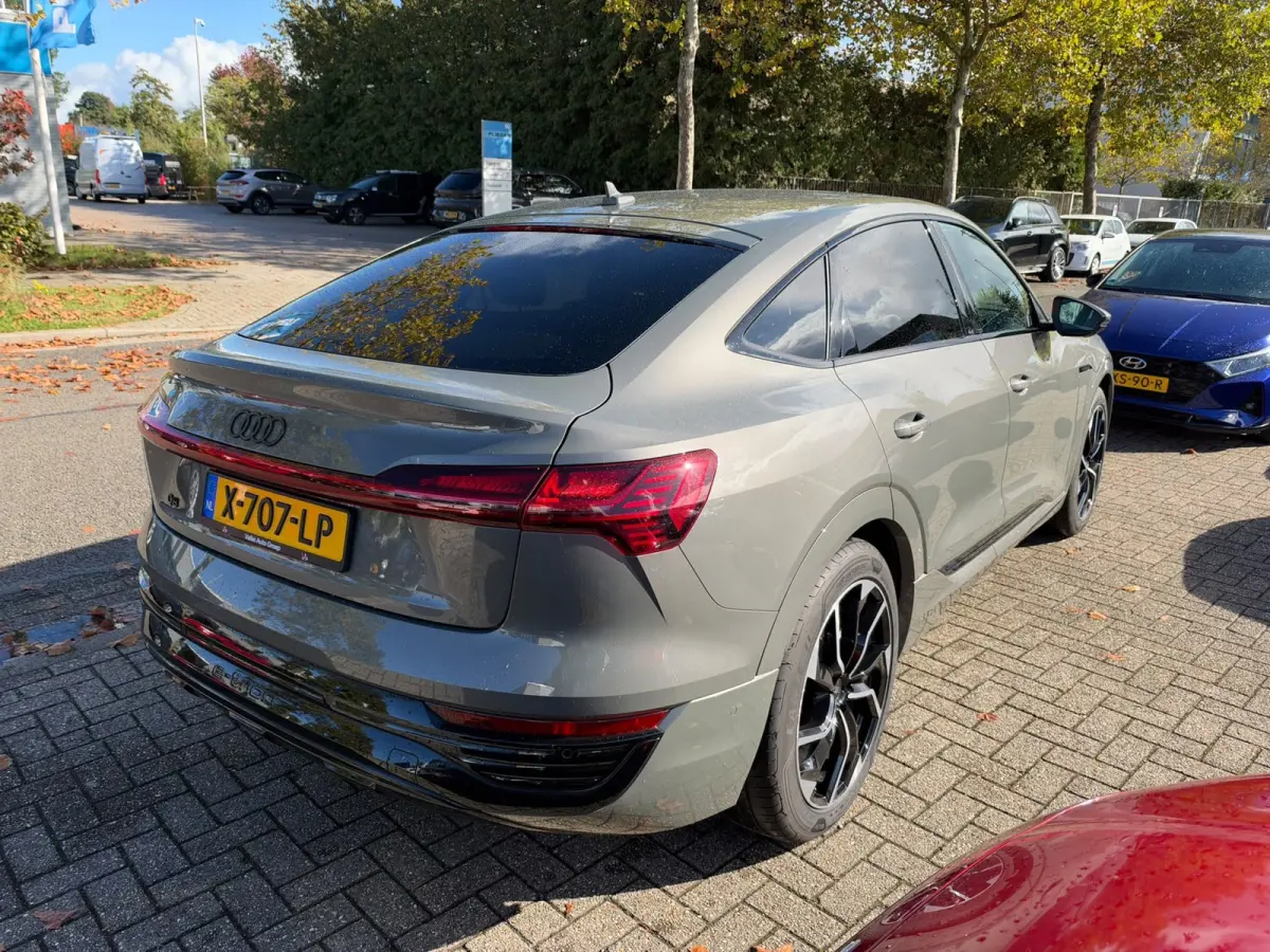 50 quattro Advanced Edition 95 kWh Nieuwstaat, Leder, Navi, 1ste eigenaar, Dealer auto