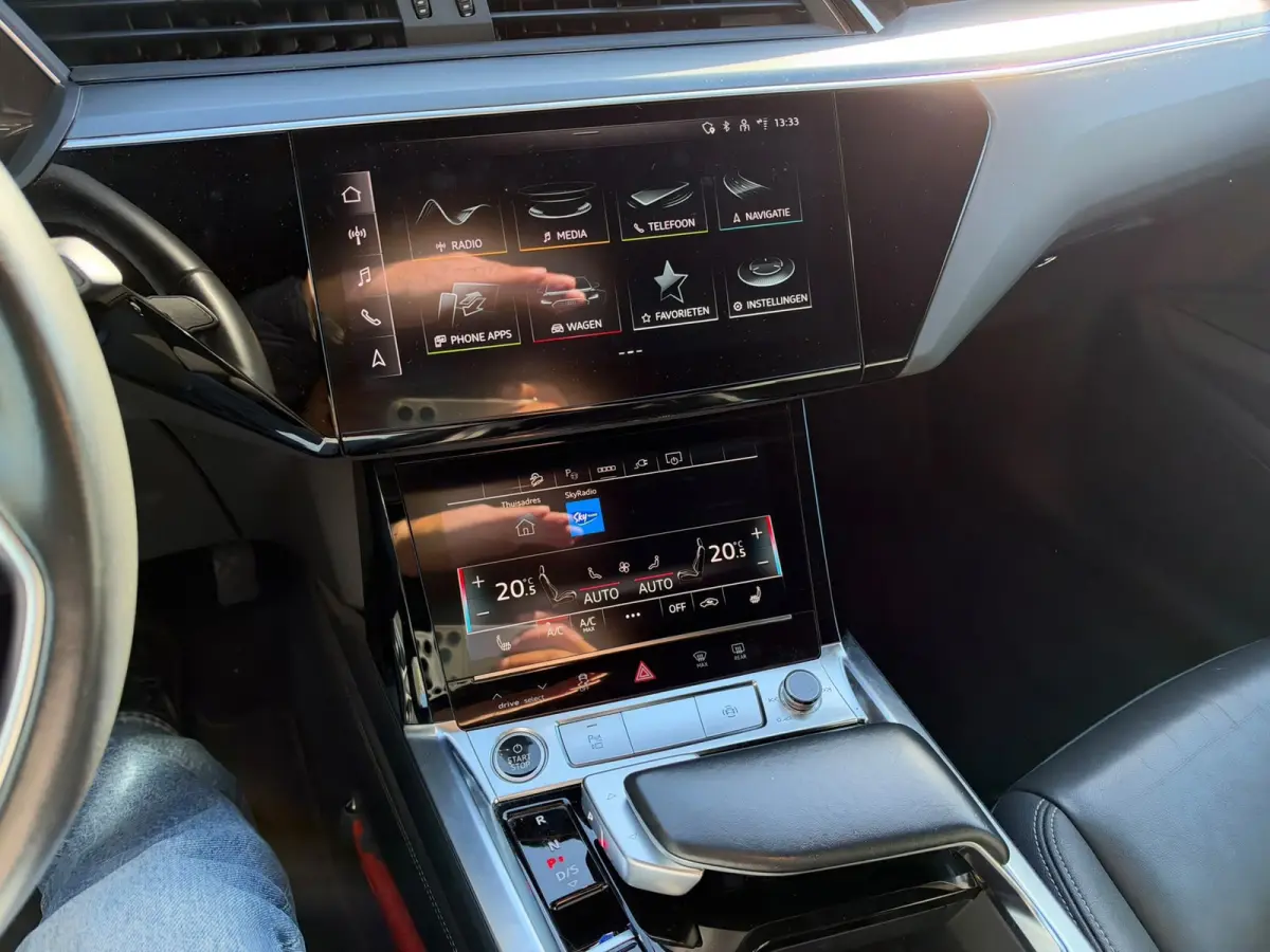 50 quattro Advanced Edition 95 kWh Nieuwstaat, Leder, Navi, 1ste eigenaar, Dealer auto
