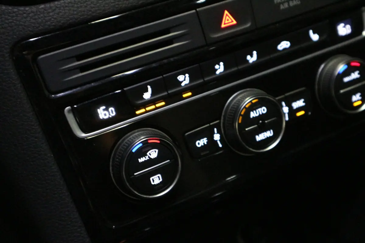 1.5 TSI ACT Highline Edition / R-Line / MASSAGE / AUTOMAAT ! ! ! !