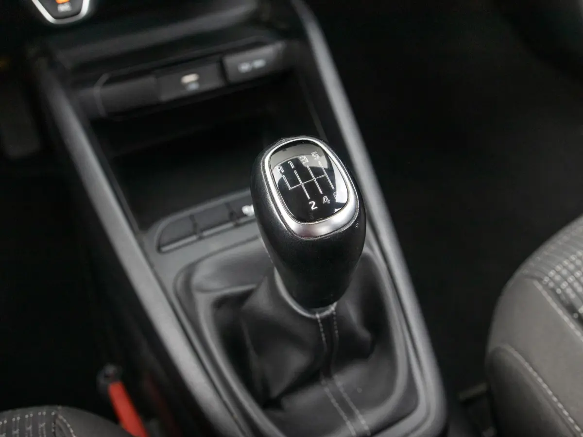 1.0 T-GDi MHEV DynamicLine l  Apple car play Android auto l achteruirijcamera