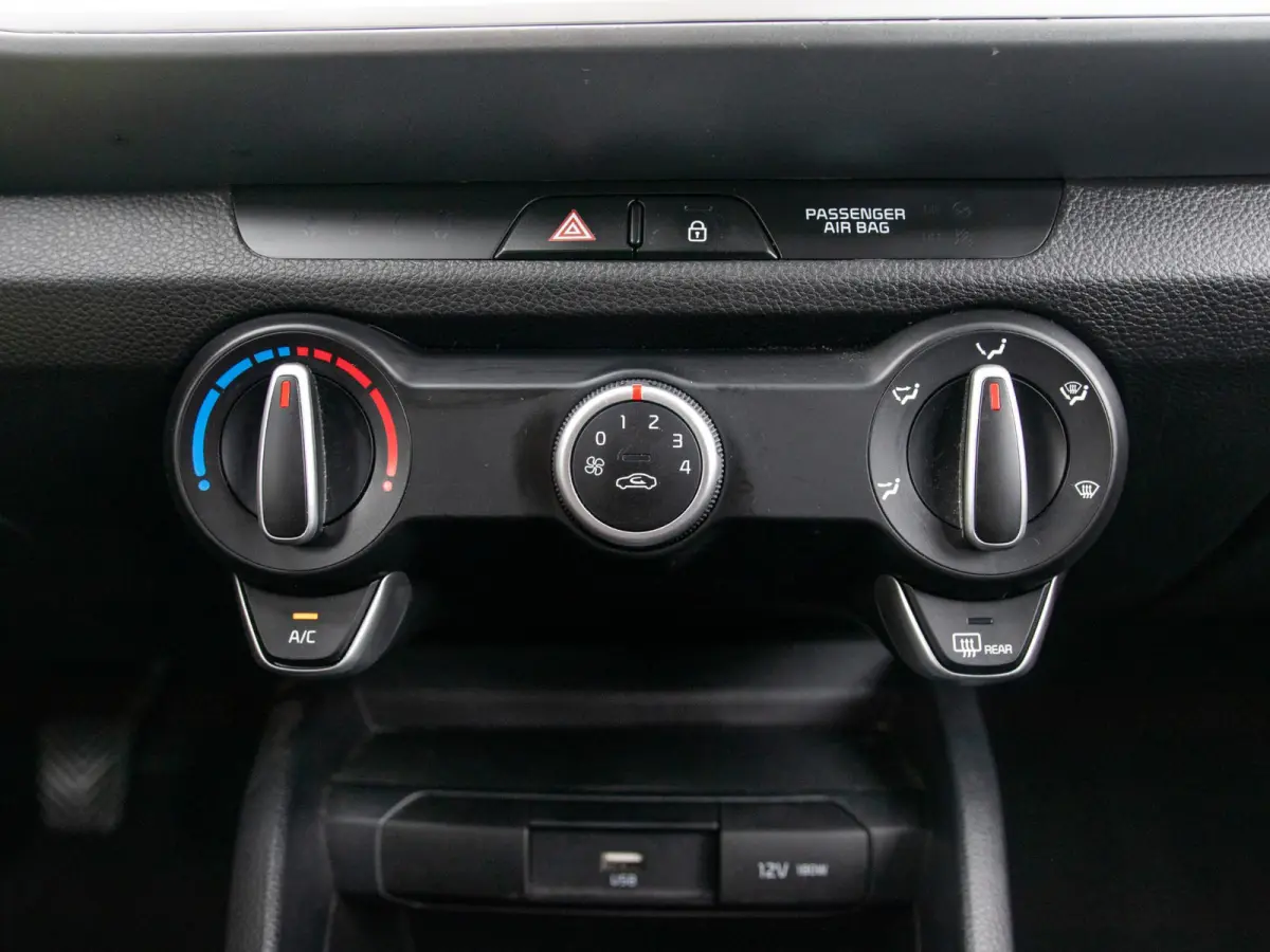 1.0 T-GDi MHEV DynamicLine l  Apple car play Android auto l achteruirijcamera