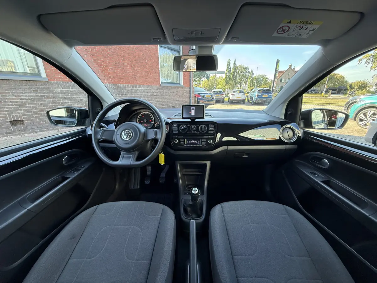 Up! 1.0 move up! BlueMotion | BLUETOOTH | NAVI | PDC | CRUISE | LICHTMETAAL |