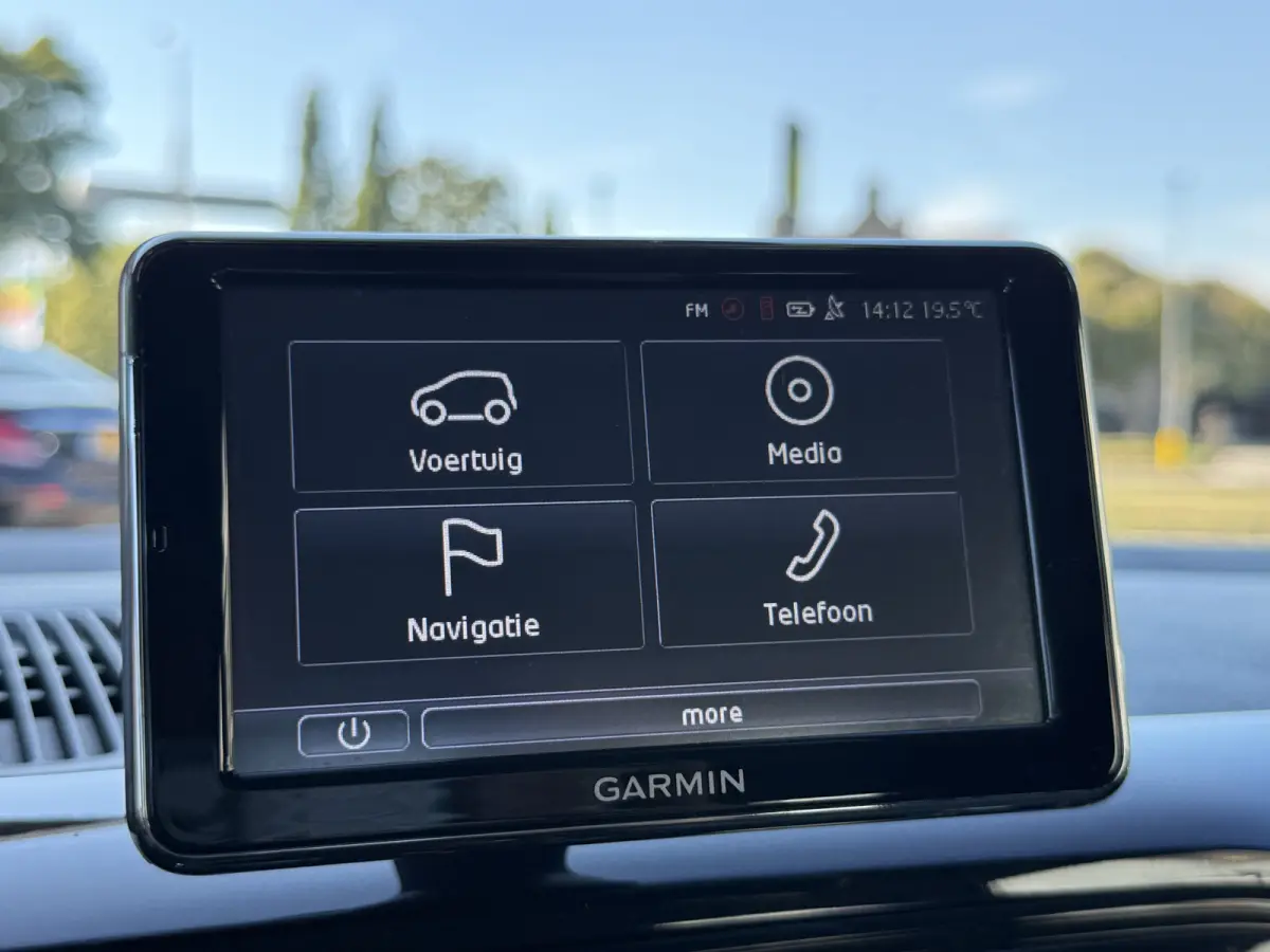 Up! 1.0 move up! BlueMotion | BLUETOOTH | NAVI | PDC | CRUISE | LICHTMETAAL |