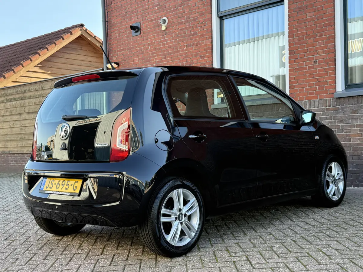 Up! 1.0 move up! BlueMotion | BLUETOOTH | NAVI | PDC | CRUISE | LICHTMETAAL |