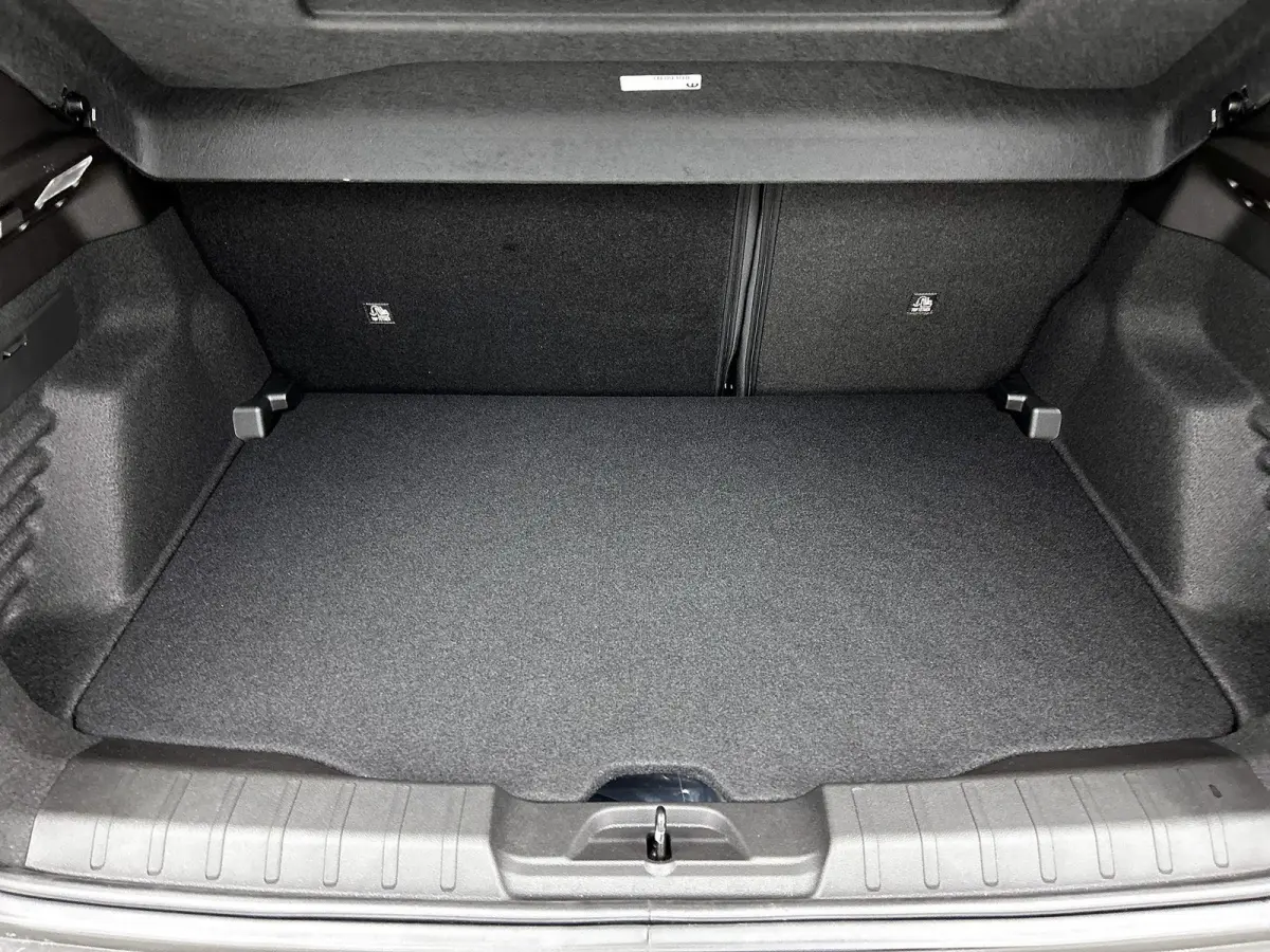 1.2 e-Hybrid Summit Infotainment & Convenience Pack | Winter Pack | Direct leverbaar