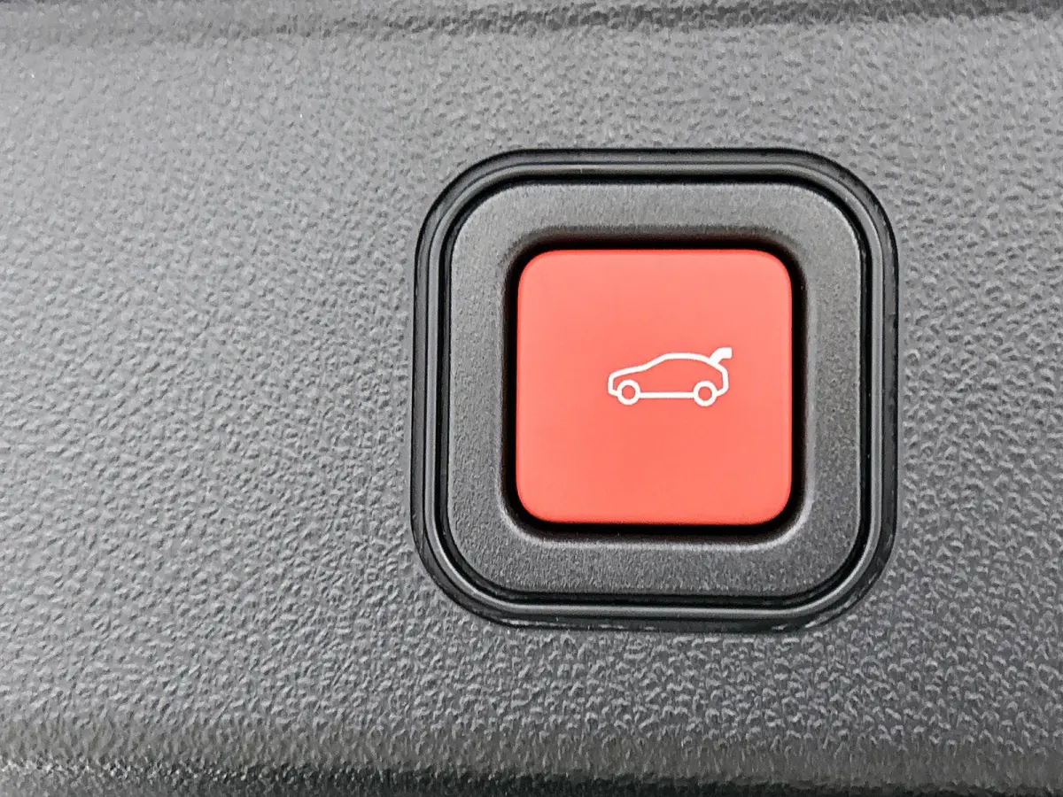 1.2 e-Hybrid Summit Infotainment & Convenience Pack | Winter Pack | Direct leverbaar