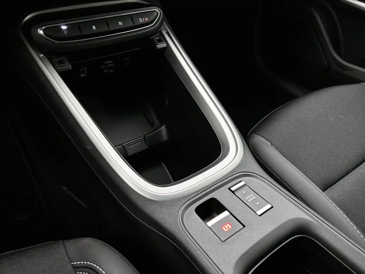 1.2 e-Hybrid Summit Infotainment & Convenience Pack | Winter Pack | Direct leverbaar