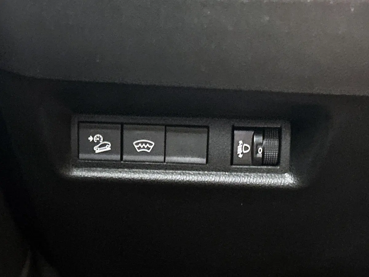1.2 e-Hybrid Summit Infotainment & Convenience Pack | Winter Pack | Direct leverbaar