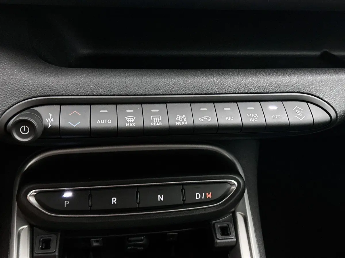 1.2 e-Hybrid Summit Infotainment & Convenience Pack | Winter Pack | Direct leverbaar