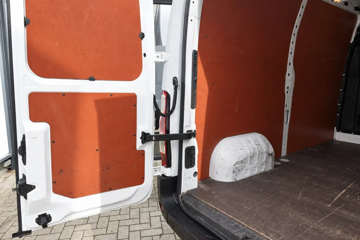 T33 2.3 dCi 135 L2H2 AIRCO PCD TREKHAAK VOL