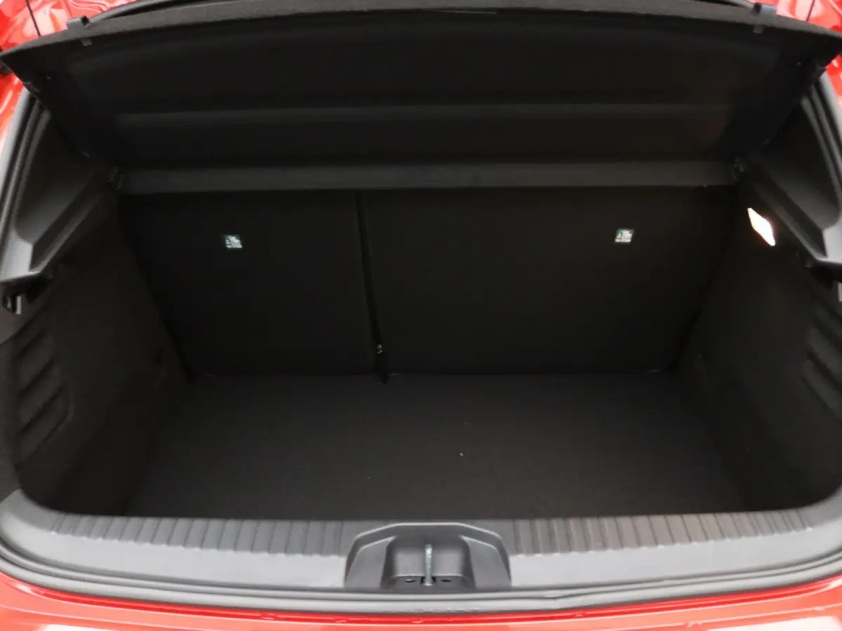 140pk HEV Intense+ Automaat Camera | Adapt. Cruise | Navi | Parkeersens. v+a | Stoel-/stuurverw.