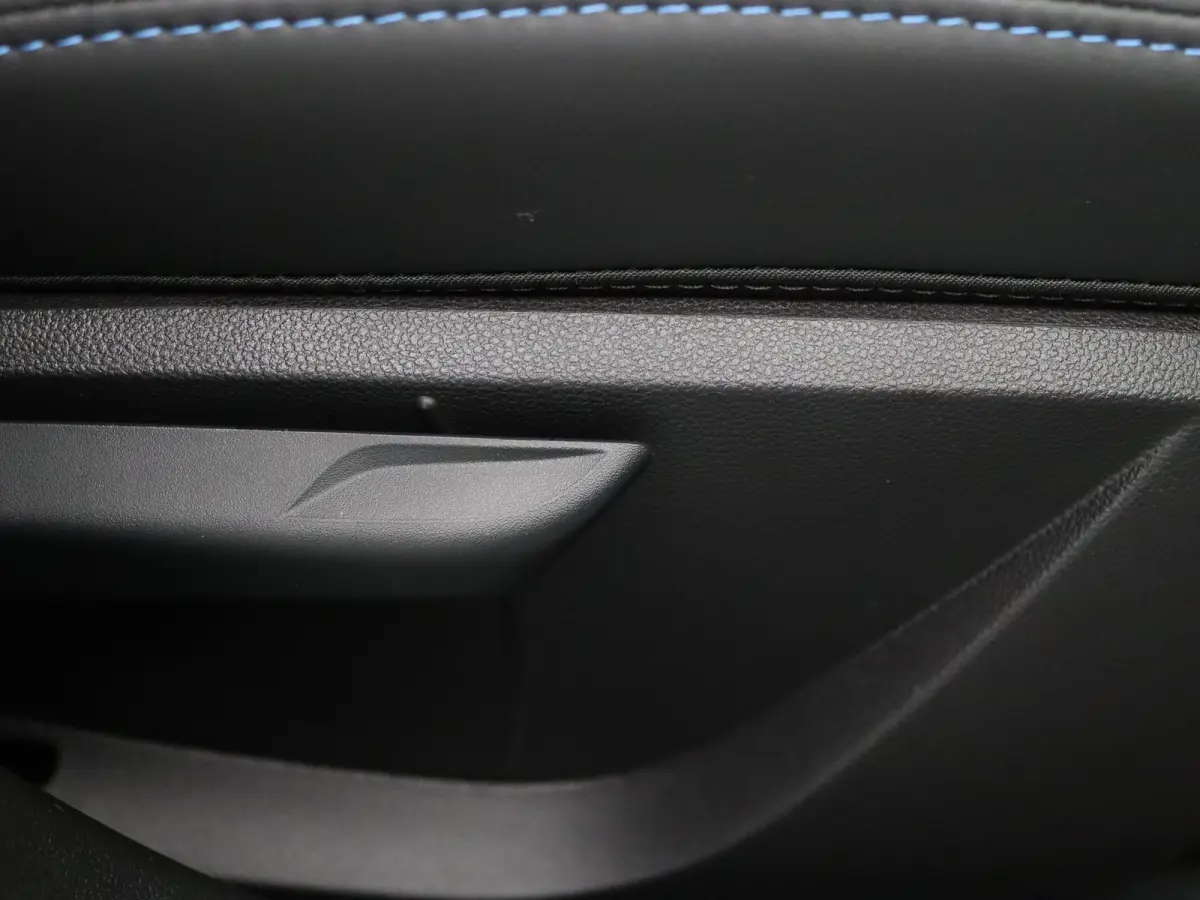 Esprit Alpine E-Tech Full Hybrid 145pk 360° Camera | Adapt. cruise | Bose | Navi | Stoel-/stuurverwarming
