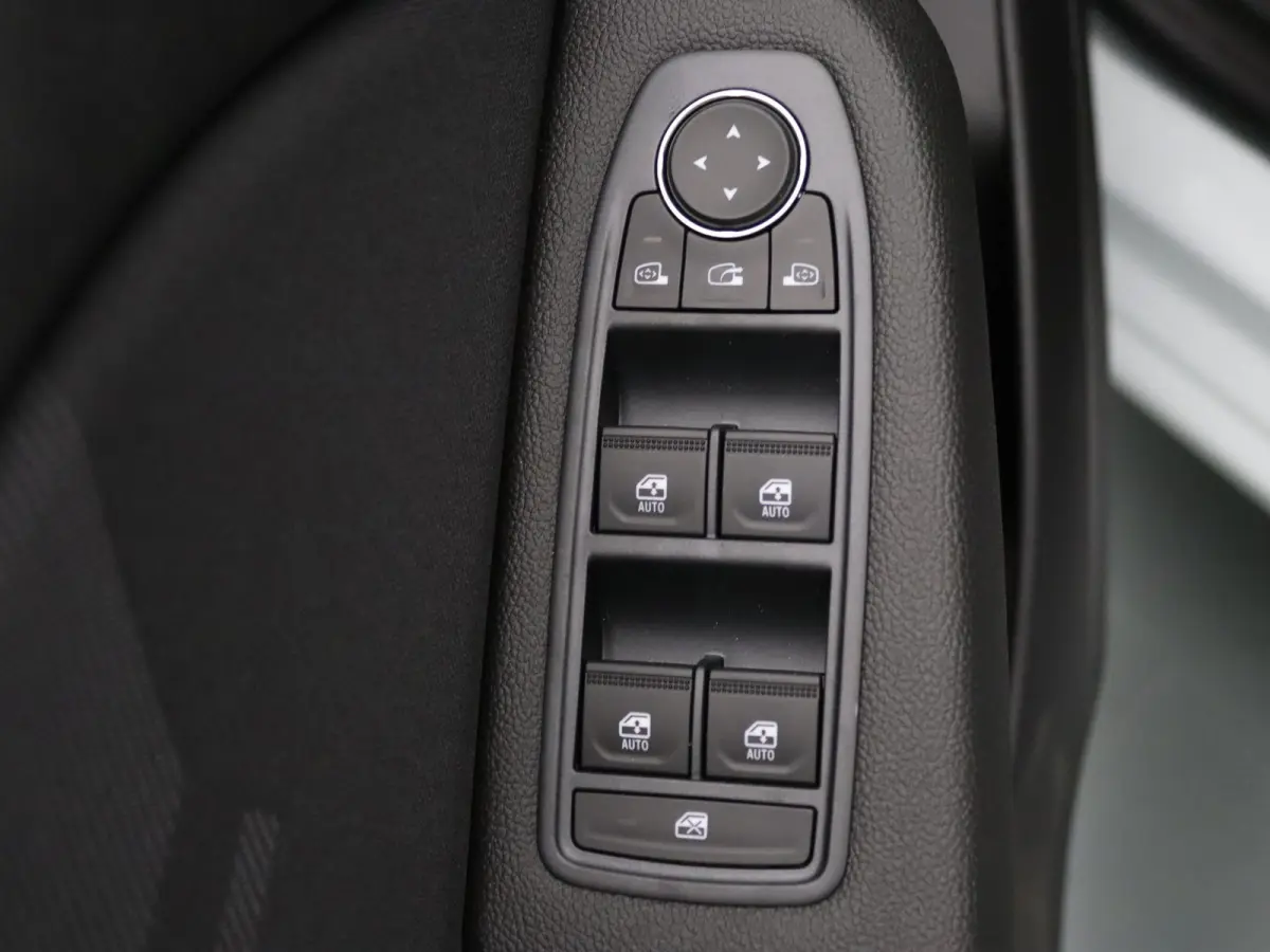 Esprit Alpine E-Tech Full Hybrid 145pk 360° Camera | Adapt. cruise | Bose | Navi | Stoel-/stuurverwarming