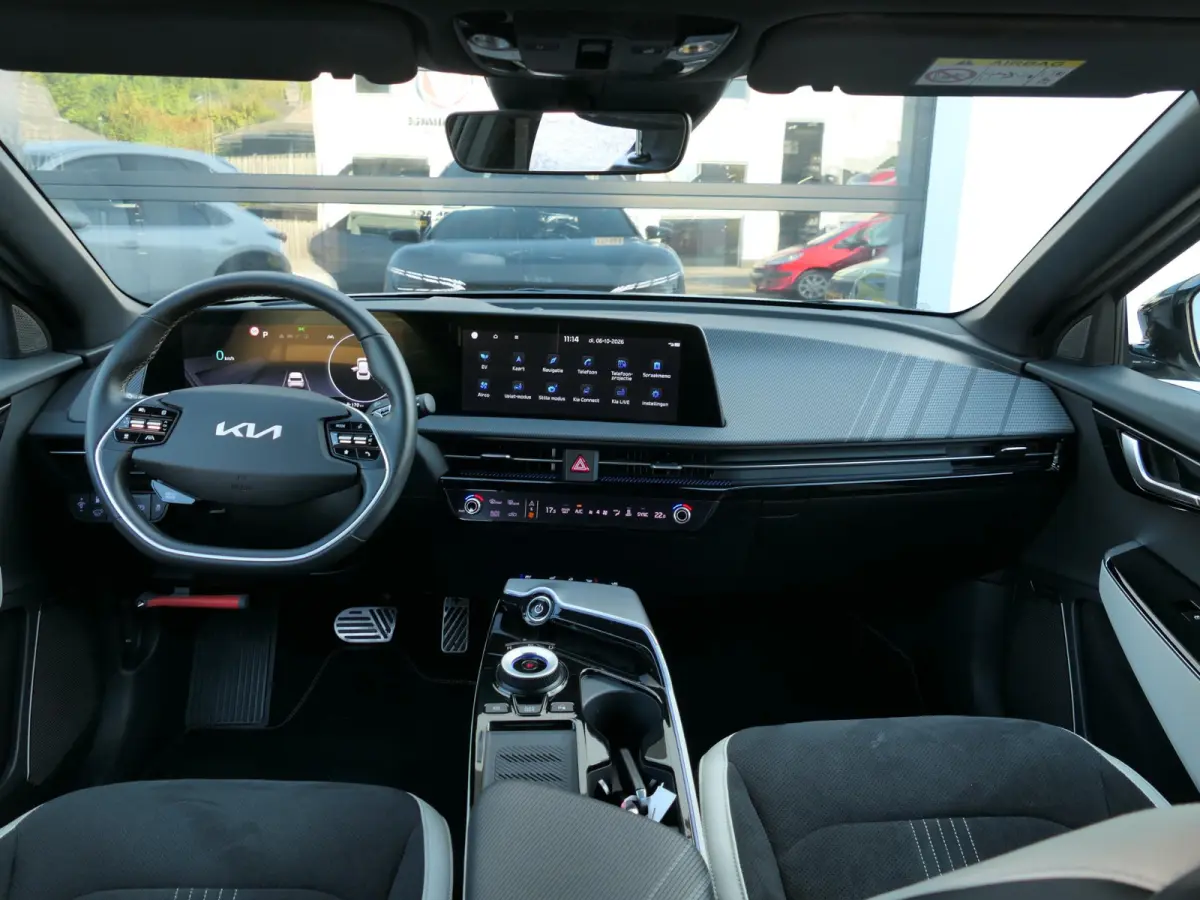 GT-Line AWD 77.4 kWh | Panoramadak | Stuur-/Stoelverwarming + verkoeling | 360°-camera | Apple-/Android Carplay | ACC | Dodehoek detectie | Head-up display | Leder-/Alcantara | Memory | Mer