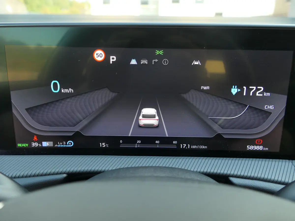 GT-Line AWD 77.4 kWh | Panoramadak | Stuur-/Stoelverwarming + verkoeling | 360°-camera | Apple-/Android Carplay | ACC | Dodehoek detectie | Head-up display | Leder-/Alcantara | Memory | Mer