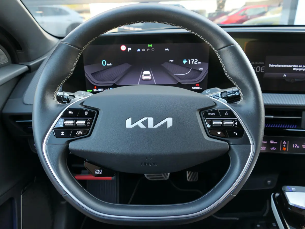 GT-Line AWD 77.4 kWh | Panoramadak | Stuur-/Stoelverwarming + verkoeling | 360°-camera | Apple-/Android Carplay | ACC | Dodehoek detectie | Head-up display | Leder-/Alcantara | Memory | Mer