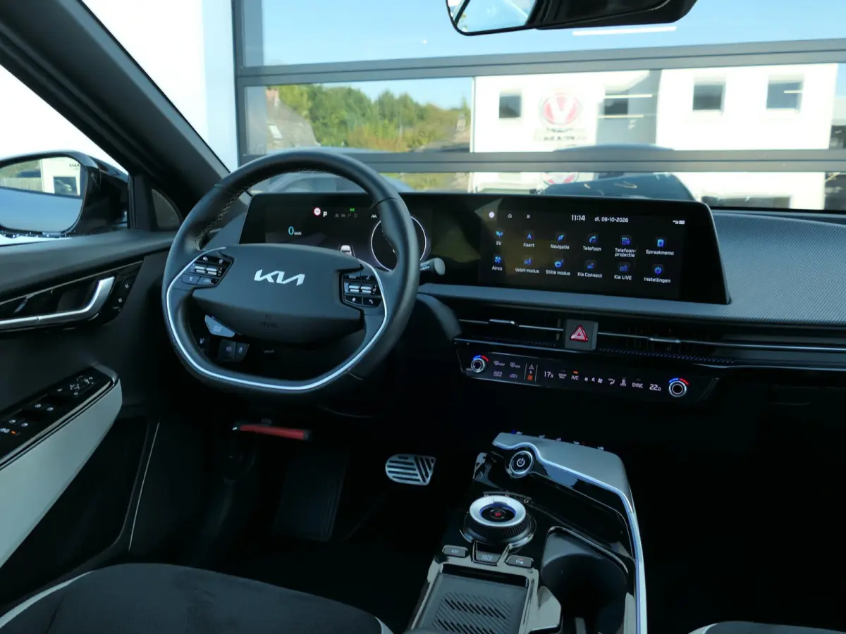 GT-Line AWD 77.4 kWh | Panoramadak | Stuur-/Stoelverwarming + verkoeling | 360°-camera | Apple-/Android Carplay | ACC | Dodehoek detectie | Head-up display | Leder-/Alcantara | Memory | Mer