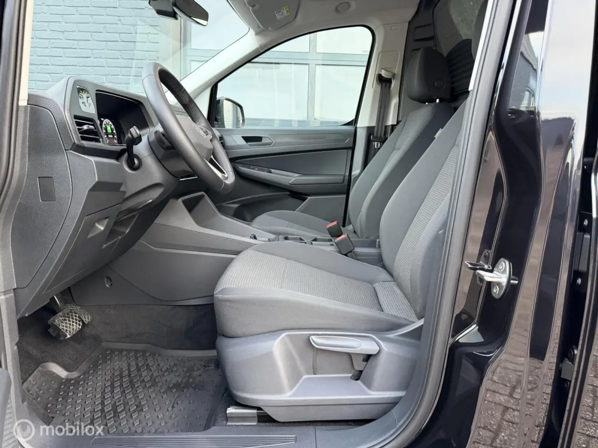 1.5 TSI DSG 09-2024 3400 km Airco Nav