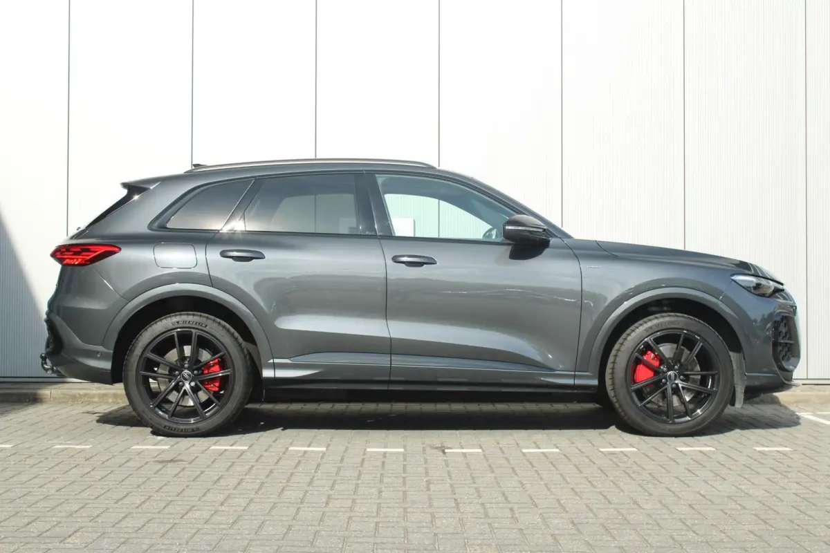 TFSI 367pk e-hybrid quattro S edition Competition | Elektr. Verstlb. Voorstoelen + Geheugen | Keyless Entry