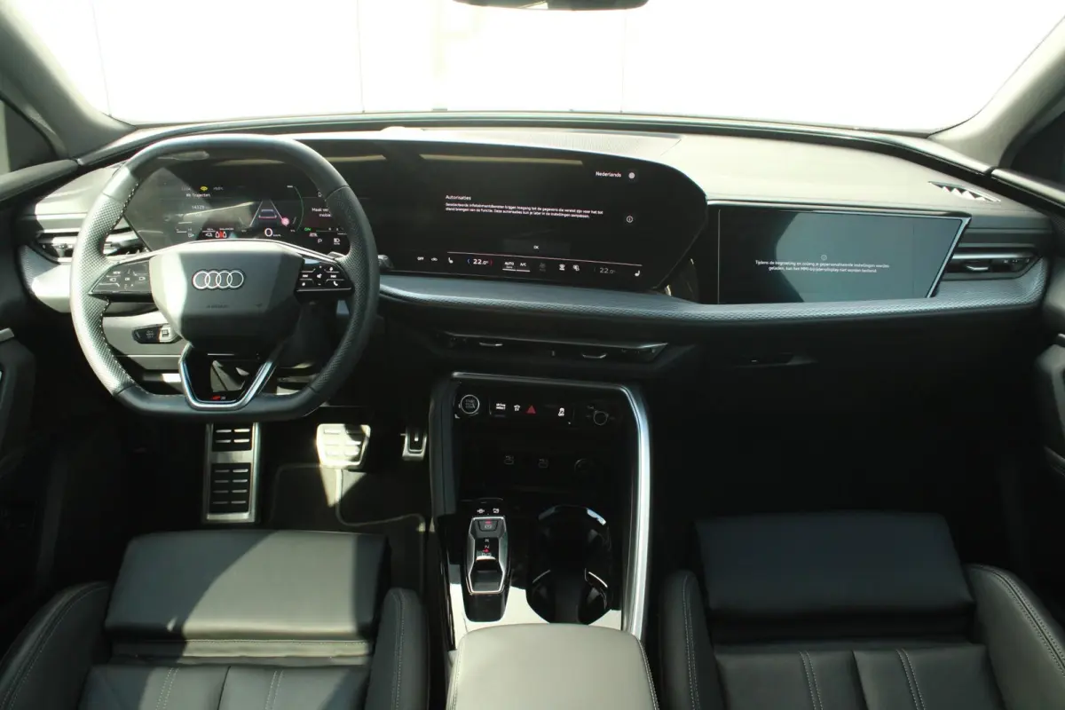 TFSI 367pk e-hybrid quattro S edition Competition | Elektr. Verstlb. Voorstoelen + Geheugen | Keyless Entry