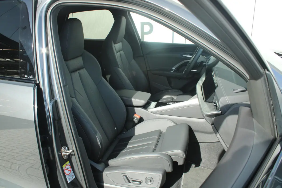 TFSI 367pk e-hybrid quattro S edition Competition | Elektr. Verstlb. Voorstoelen + Geheugen | Keyless Entry
