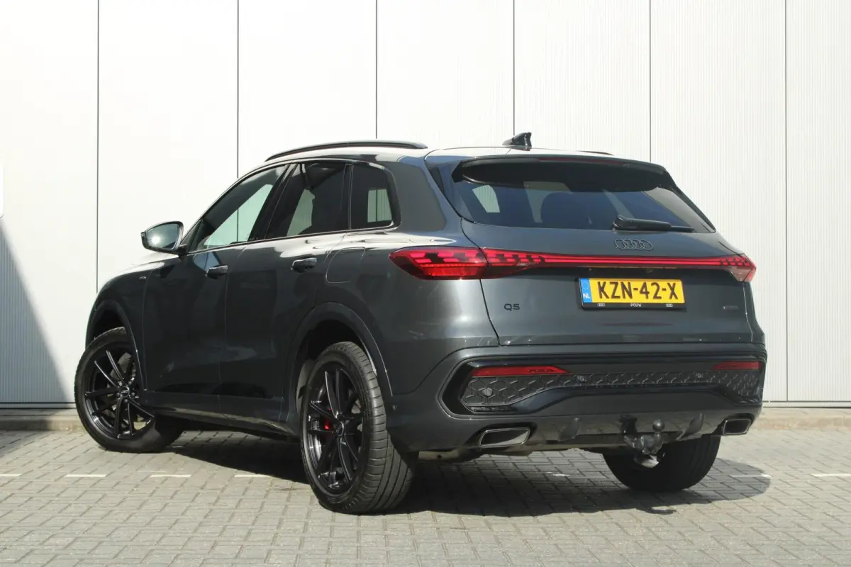 TFSI 367pk e-hybrid quattro S edition Competition | Elektr. Verstlb. Voorstoelen + Geheugen | Keyless Entry