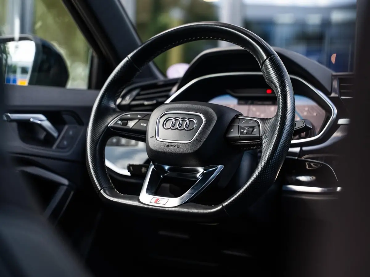 45 TFSIe S-Line|PANO|SFEER|ACC|MATRIX|20''
