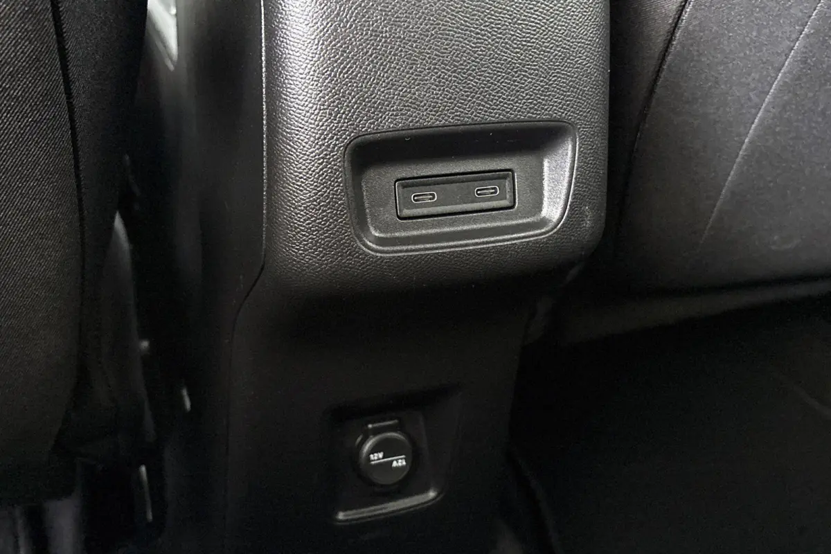 1.2 Turbo Hybrid GS 7p. Camera Apple CarPlay Climate Control