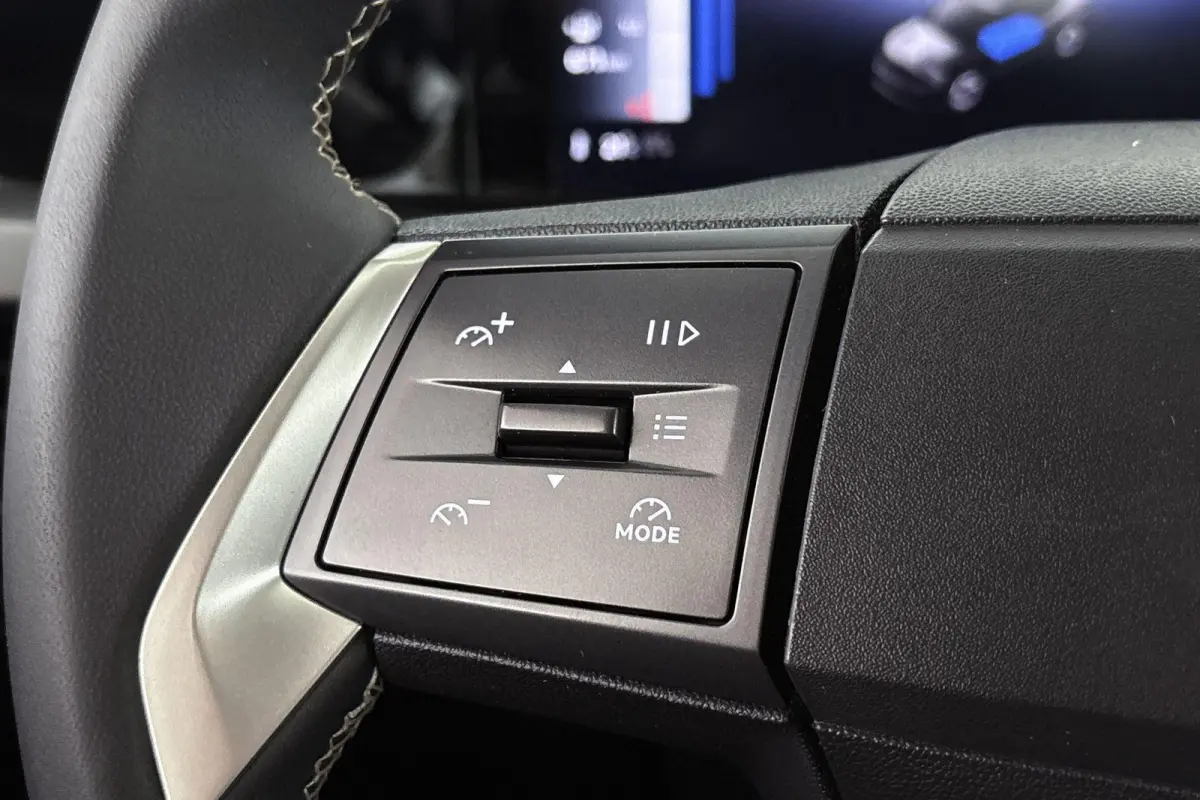 1.2 Turbo Hybrid GS 7p. Camera Apple CarPlay Climate Control
