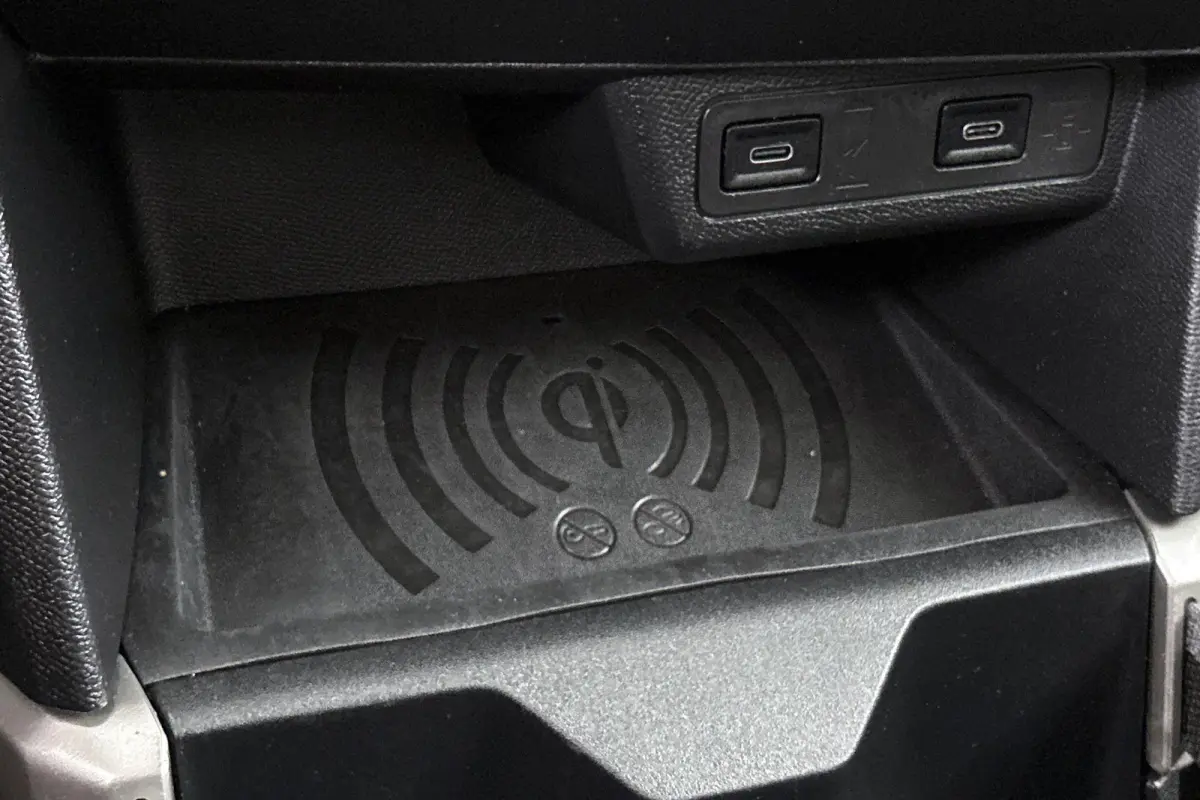 1.2 Turbo Hybrid GS 7p. Camera Apple CarPlay Climate Control