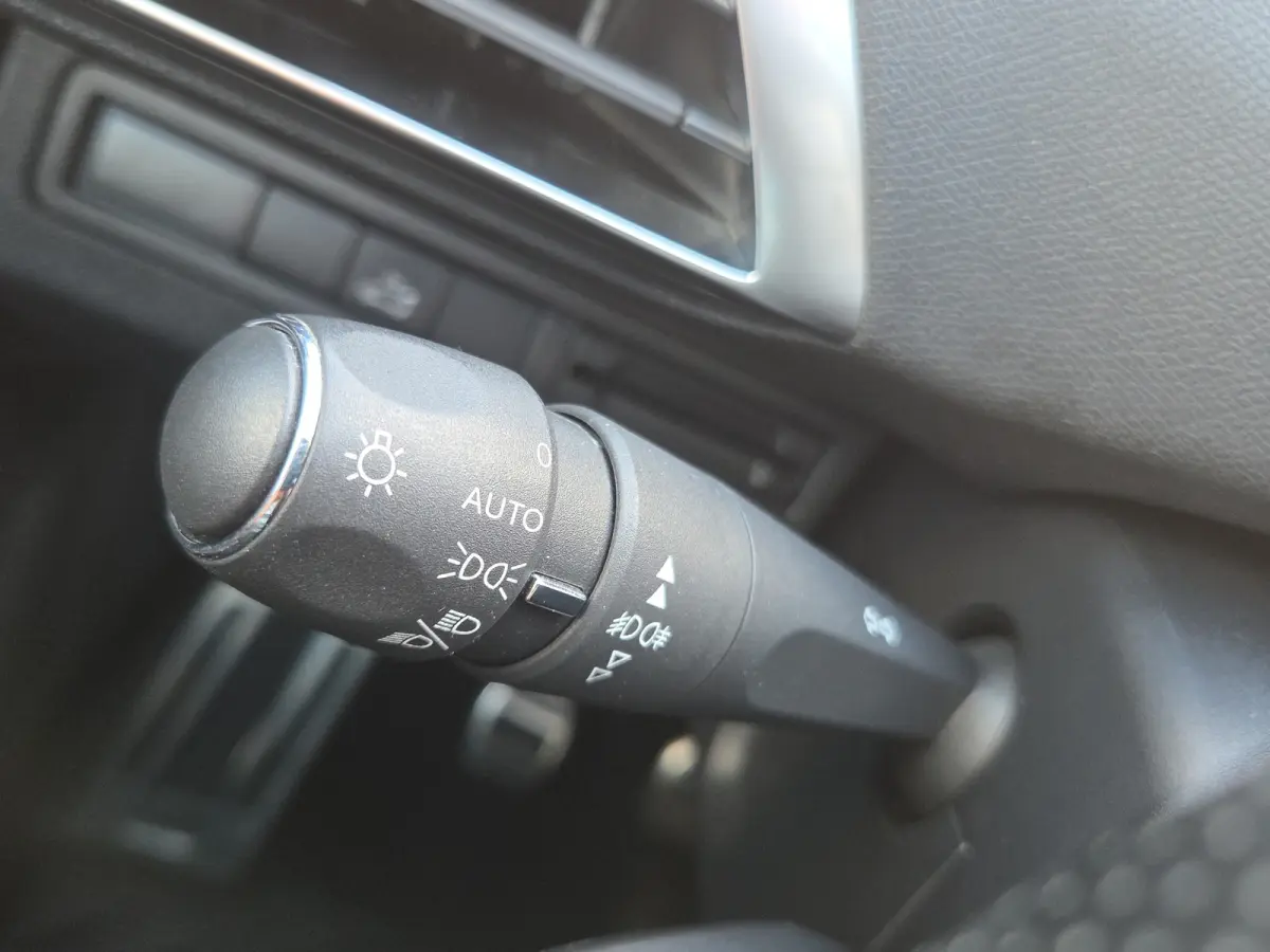 1.2 PureTech GT Line | Trekhaak | Panoramadak |  Keyless | Camera | Elektr. bedienbare achterklep | LED |