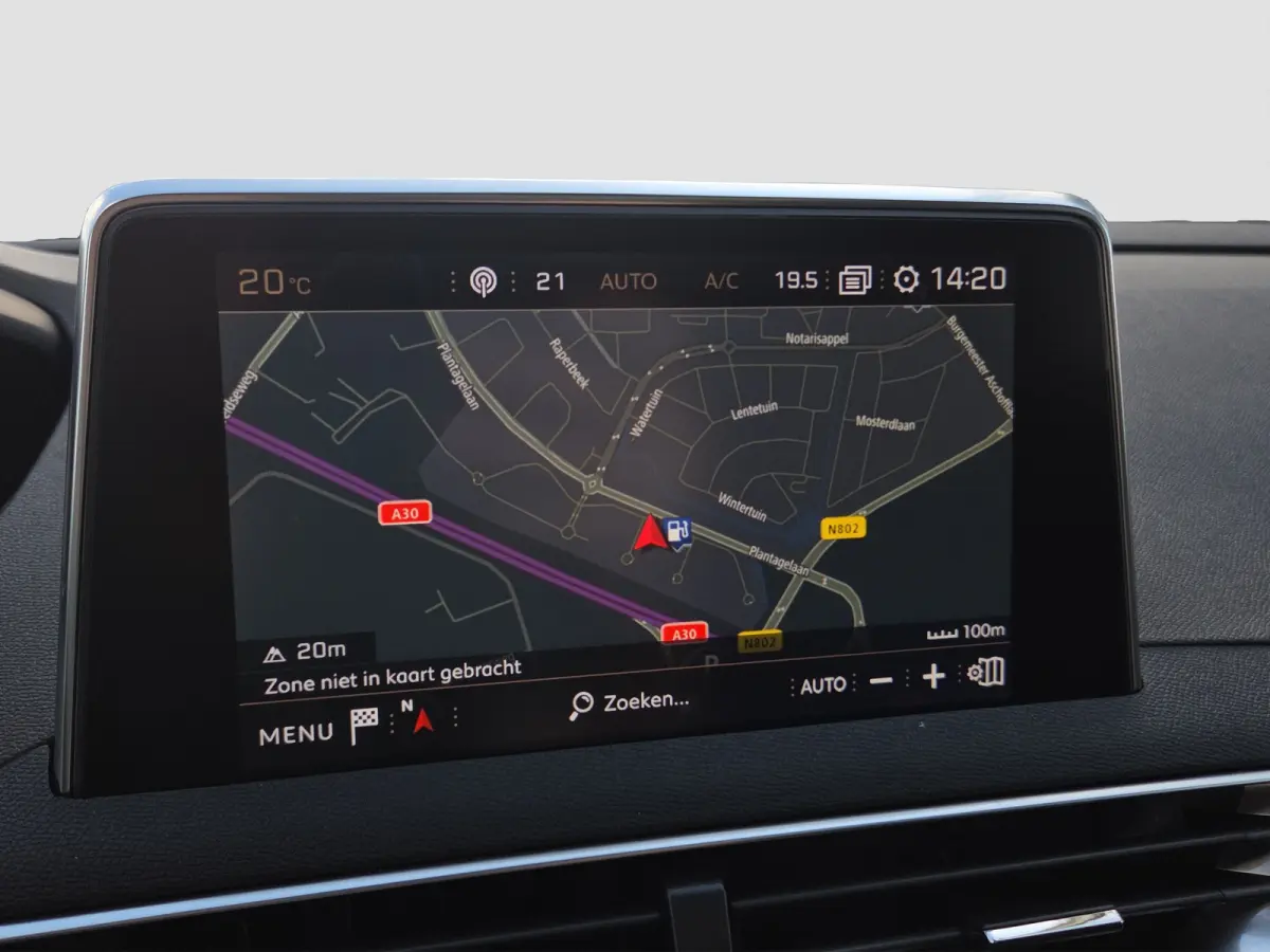 1.2 PureTech GT Line | Trekhaak | Panoramadak |  Keyless | Camera | Elektr. bedienbare achterklep | LED |