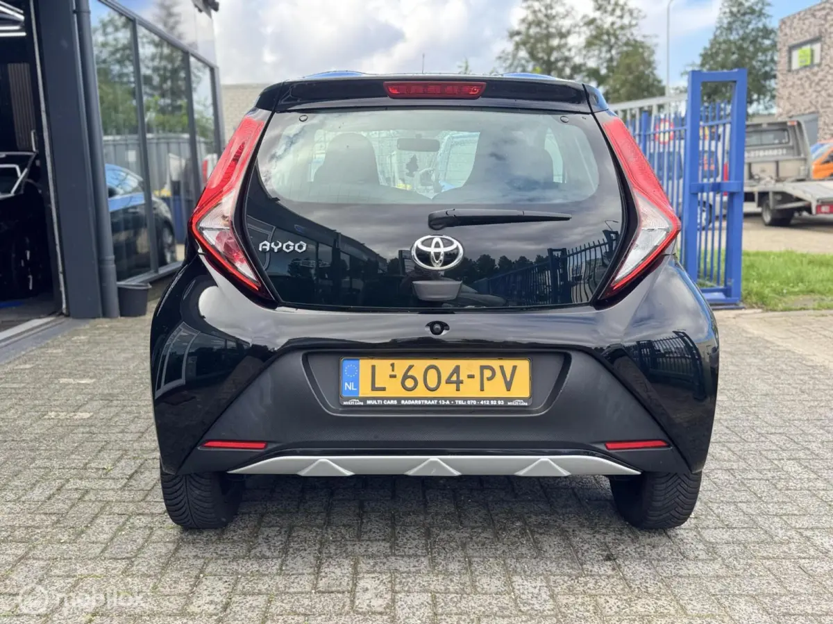 1.0 VVT-i x-joy