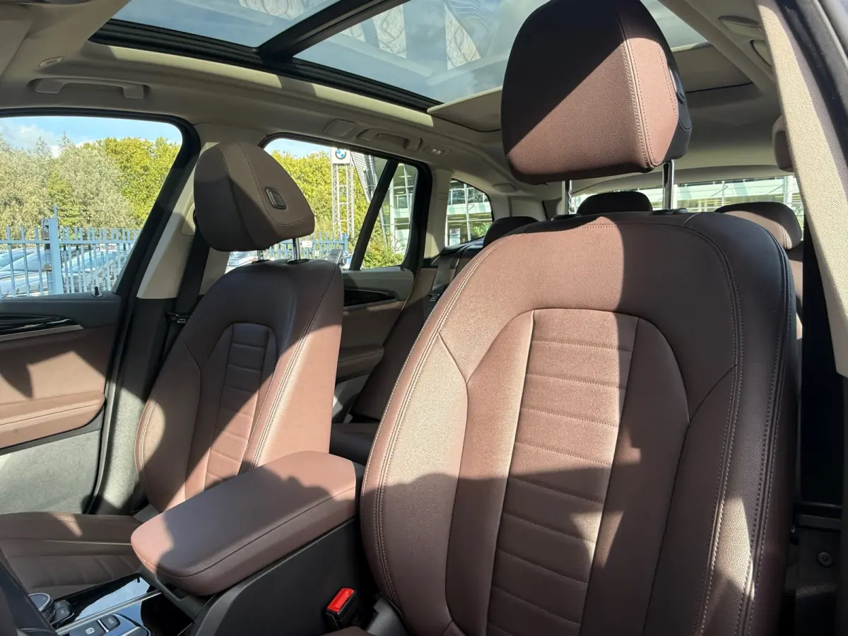 Executive 80 kWh 96% SOH PANO|LEDER|TREKHAAK