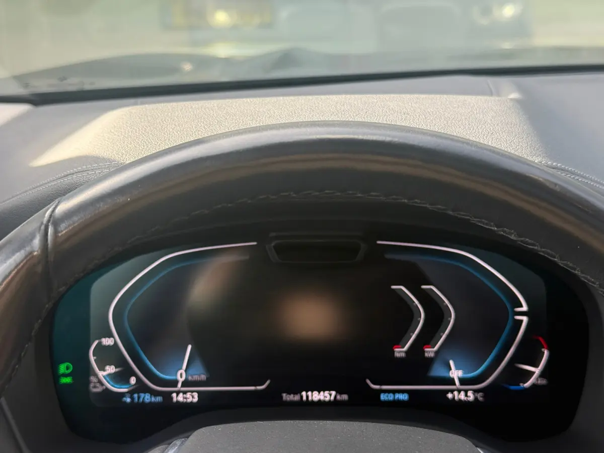 Executive 80 kWh 96% SOH PANO|LEDER|TREKHAAK