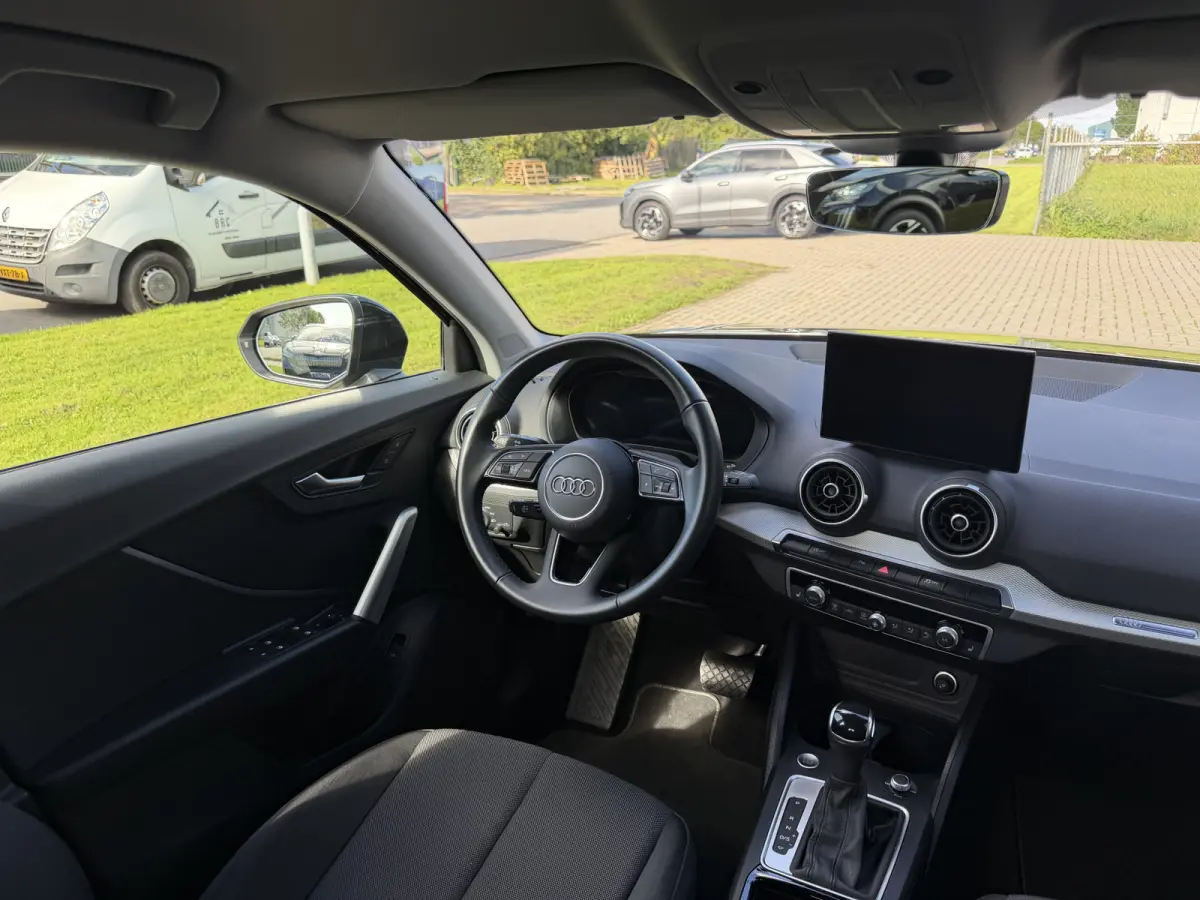 35 TFSI S Edition Camera | App connect