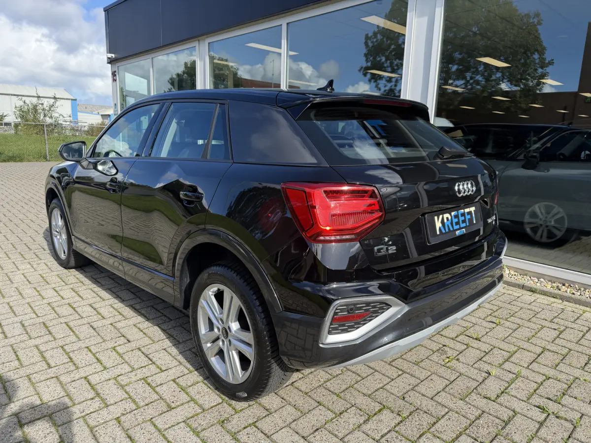 35 TFSI S Edition Camera | App connect