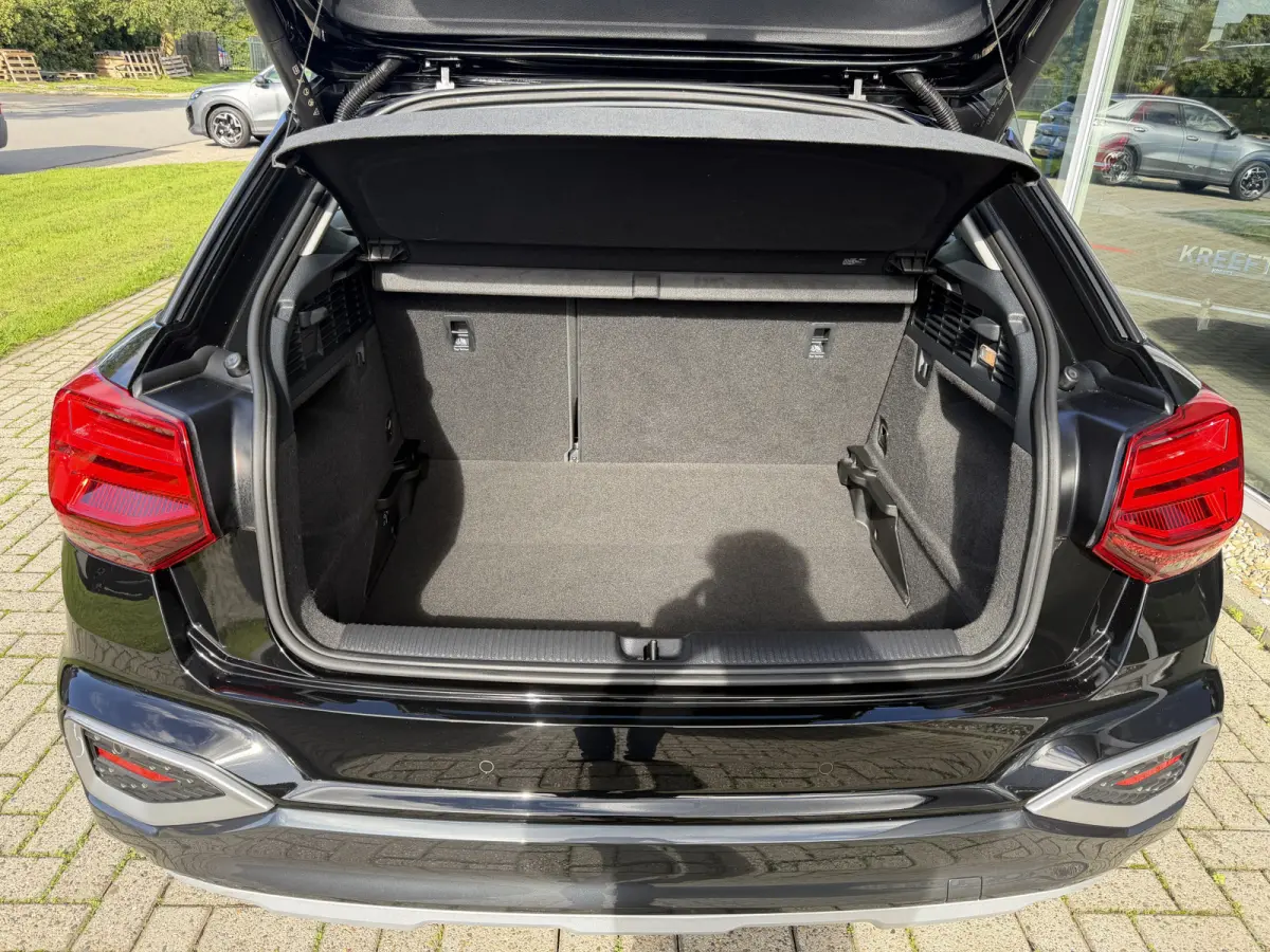 35 TFSI S Edition Camera | App connect