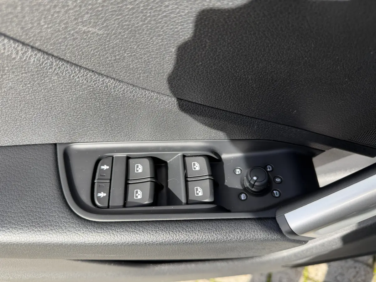 35 TFSI S Edition Camera | App connect