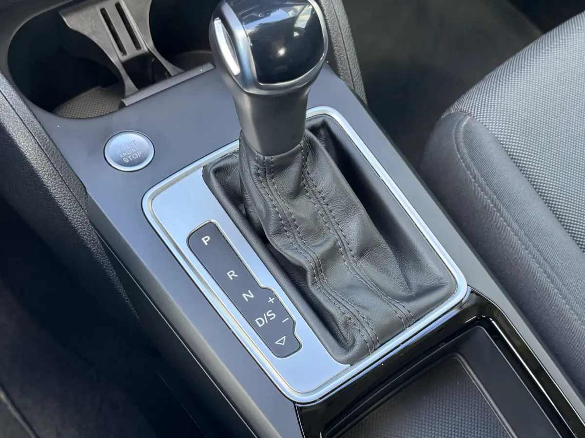 35 TFSI S Edition Camera | App connect
