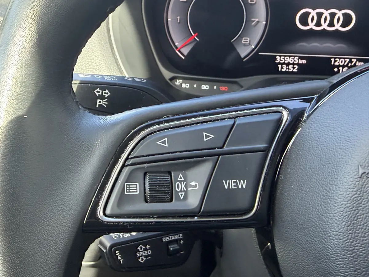 35 TFSI S Edition Camera | App connect