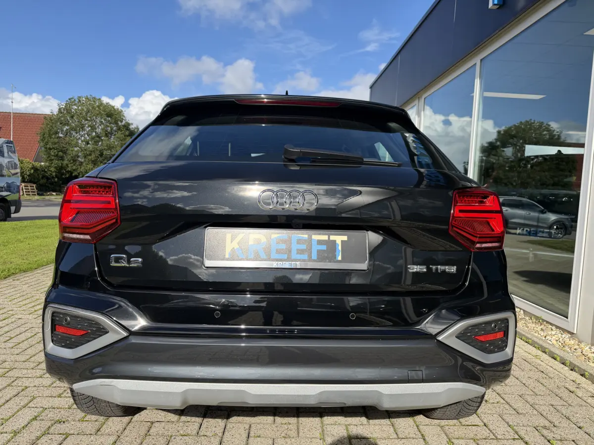35 TFSI S Edition Camera | App connect